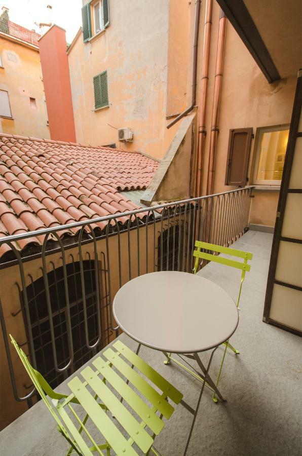 Azeglio Apartment, A Due Passi Da Piazza Maggiore Bolonha Exterior foto